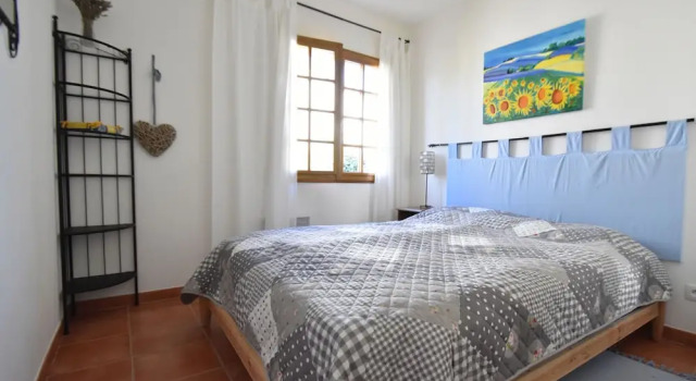Beautiful Villa With Private Swimming Pool With Terrace and Outdoor Kitchen, View of Gorges