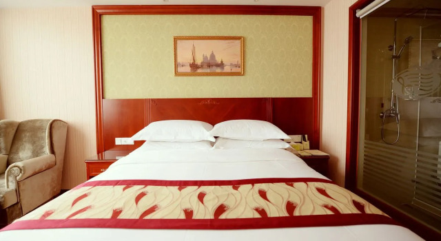 Номер Standard Vienna Hotel Shanghai Hongqiao Hub Jiading New City