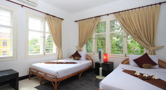 Frangipani Villa 60s, Buchen Sie Villa Villen in Kandal, Villa