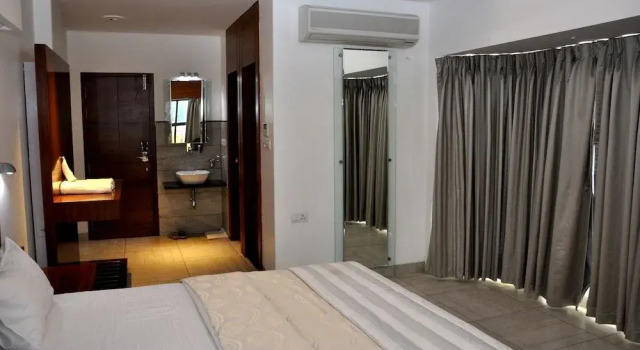 Hotel Siddhant, Забронировать Отель Отели штата Махараштры 3 звезды, 3*