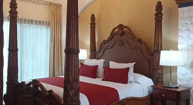 Полулюкс Estancia Villa Real
