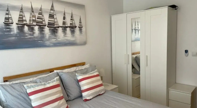 Sunny Seaside Retreat in Puerto De Mazarron, Varaa Huoneisto Mazarron Costa Cálida