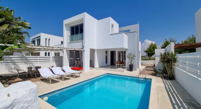 Вилла Standard Private Pool Villa Next to the Beach