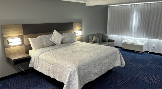 Двухместный номер Superior Admiralty Inn & Suites - a Red Collection Hotel