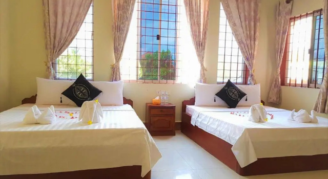 Samnop Samnang Guesthouse, Забронировать Отель Кампот Phnum Bokor National Park, рядом с Kampot Train Station
