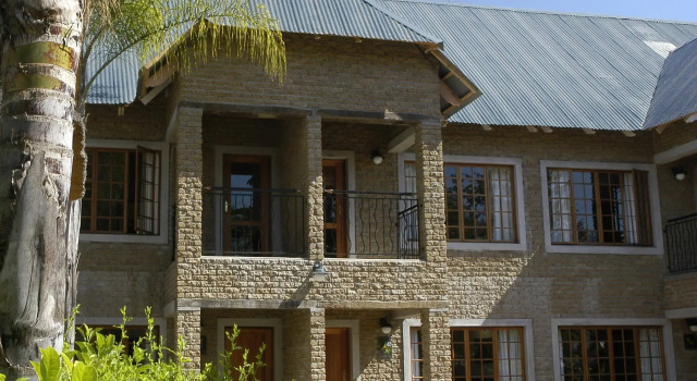 Hippo Hollow Country Estate, Забронировать Отель Отели Хейзивью 3 звезды, рядом с Kruger Park Lodge Golf Club, 3*