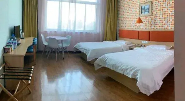 Homeinn Pebble Hotel (Xiong'an New Area Xiong County Xiongzhou Road), Varaa Hotelli Hotellit Xiong County pysäköinnillä, Pysäköinti