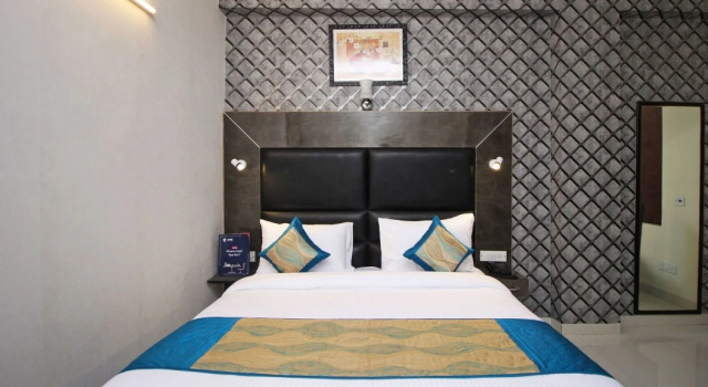 OYO 9146 Hotel HSP, Забронировать Отель Отели Нью-Дели с завтраком, Завтраки