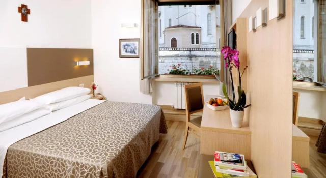 Двухместный номер Standard с красивым видом из окна Hotel Delle Rose