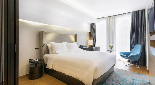 Апартаменты Executive Novotel Suites Hanoi