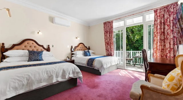 Четырёхместный семейный номер Standard Aachen House