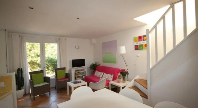 50m de la plage vue mer Très belle maison 3 chambres 5 couchages grand jardin parking voitures LXMURIER, 예약 빌라 Portiragnes Canal du Midi