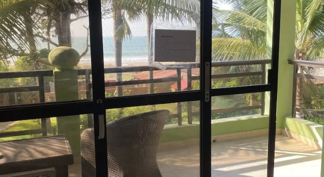 Апартаменты Luxury Seafront Residences