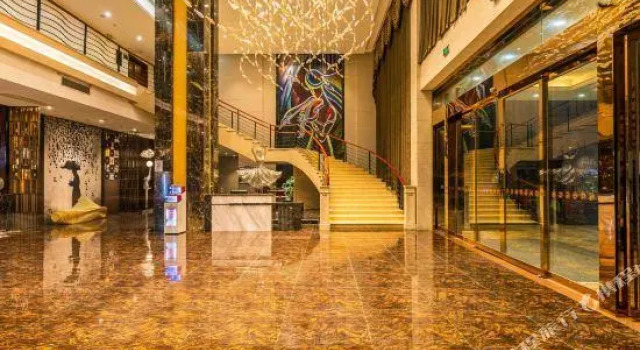 Grammy Hotel (Nanning Xixiangtang Coach Station Metro Station), Rezerwuj Hotel Hotele w Nanning z parkingiem, Parking