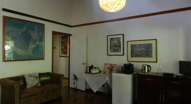 Oskars Rainforest Retreat, Book Hotel 3-stjernede hoteller i Magnetic Island, 3*