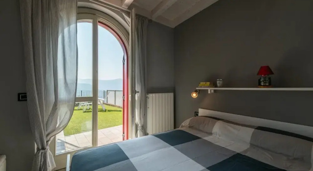 Panorama in Spiglia With 1 Bedrooms and 1 Bathrooms