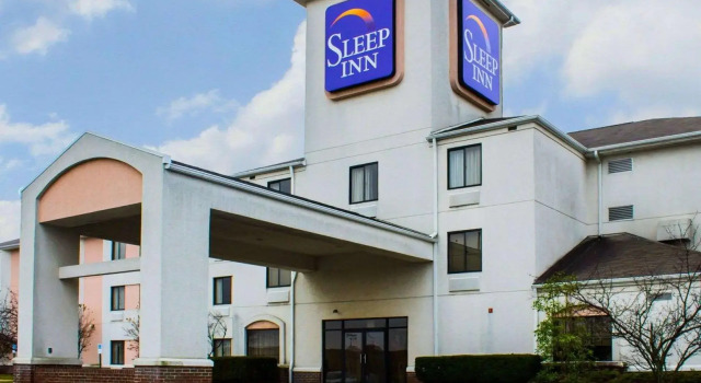 Номер Standard c 1 комнатой Отель Suburban Studios Johnstown - Richland Town Center