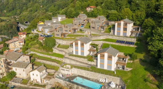 Le Terrazze di Costa, Book Hotel Hotels in Como with a Pool, Swimming Pool