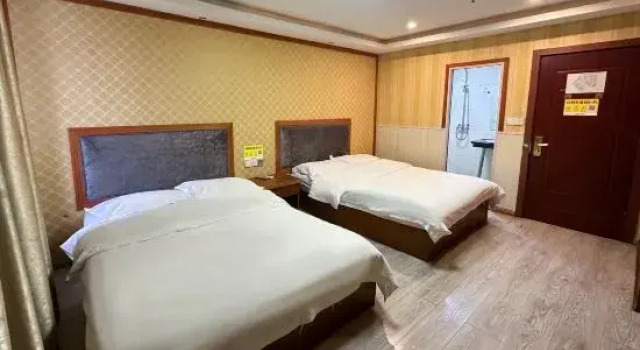 Люкс Oyo Guangfeng Shuntai Business Hotel