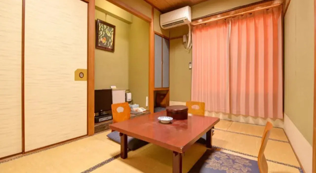 Yahatahama Century Hotel Ito, Rezervovat Hotel Hotely v Yawatahama s bazénem, Bazén