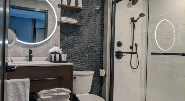 Четырёхместный номер Standard Hotel Indigo Chattanooga - Downtown by IHG