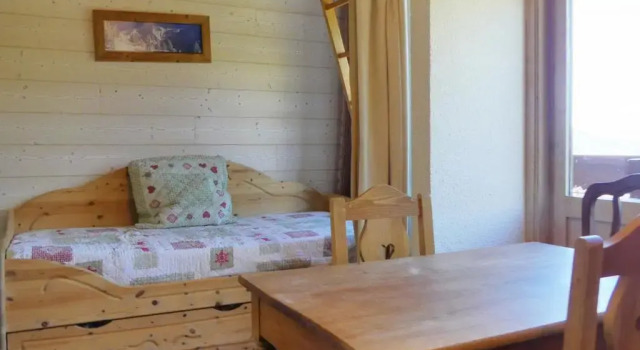 Appartement Méribel, 1 pièce, 3 personnes - FR-1-182-43