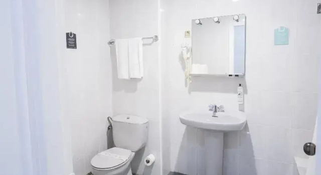 Номер Economy Hotel Alda Ribeira
