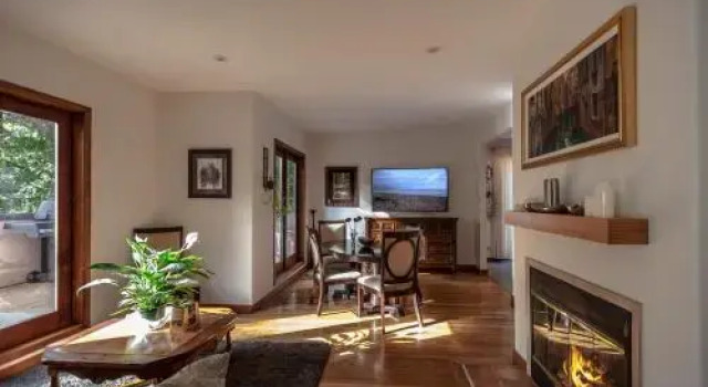 Whytecliff Park place near ocean, Book Hotel Whytecliff British Columbia