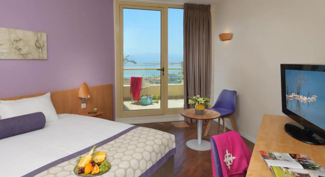 Leonardo Plaza Dead Sea