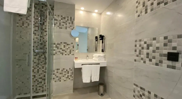 Двухместный номер Hotel New Bilbao Airport
