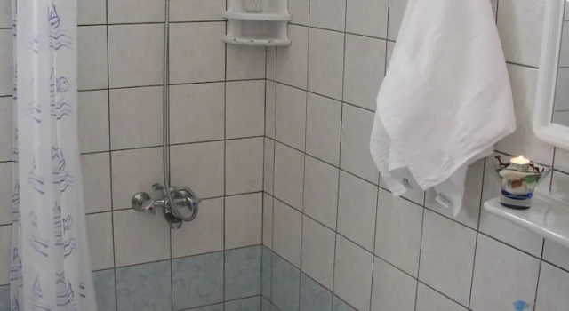 Четырёхместный номер Standard с 2 комнатами с видом на сад Hotel Helena
