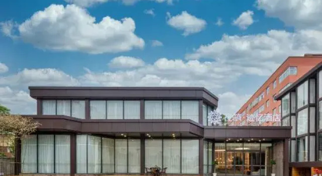 Floral Jiyi Hotel (Huayin), Boek Hotel Hotels in Shaanxi met parkeren, Parkeren