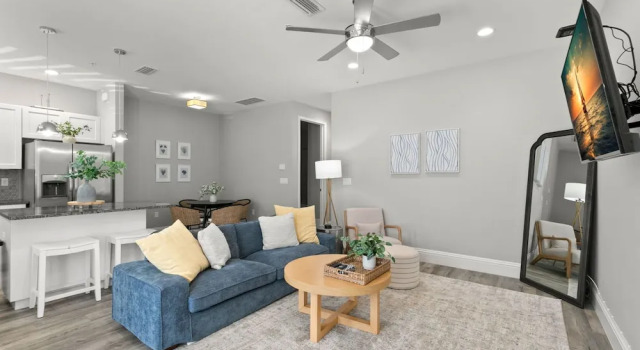 NEW Canopy Cabana Luxury Downtown Apt, Rezerwuj Apartament Safety Harbor Pinellas County, w pobliżu Ruth Eckerd Hall