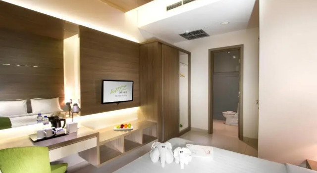 Люкс Family Whiz Prime Hotel Kelapa Gading