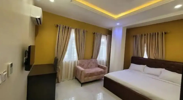Riverview Hotel and Suites, Đặt Khách sạn Khách sạn ở Ife bao gồm bữa sáng, Bữa sáng