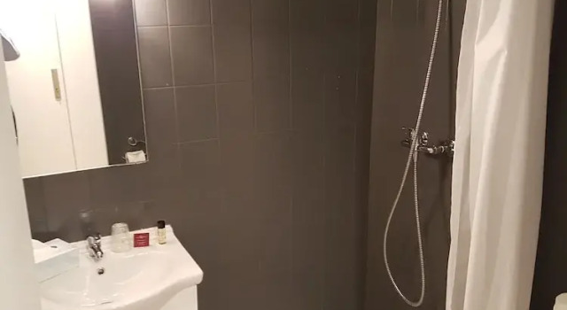 Одноместный номер Standard с балконом Citotel L'echo Des Montagnes