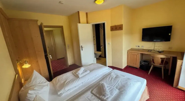 Landhotel Alte Post, Reservar Hotel Hotéis em Oberstaufen com pequeno-almoço, Café da manhã