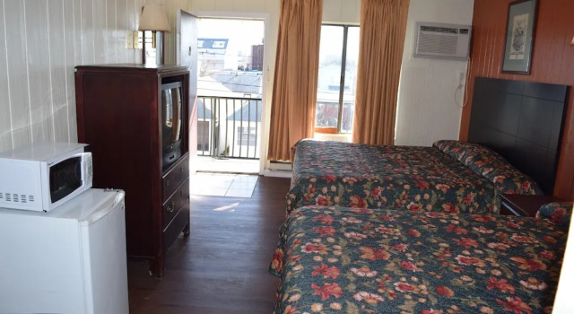 Номер Deluxe с балконом Dry Dock Motel