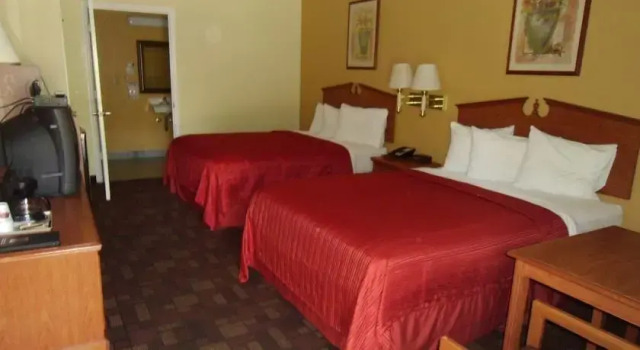 Guesthouse Inn And Suites, 予約 ホテル ディクソン テネシー州