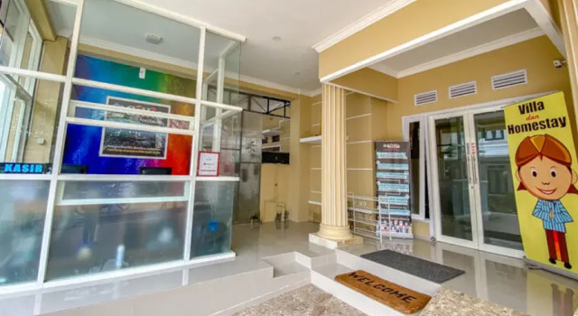 RedDoorz Premium near Museum Angkut Batu 3, Book Hotel 4-stjernede hoteller i Batu, nær Jatim Park 2, 4*