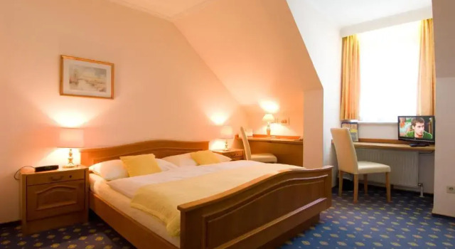 Четырёхместный номер Standard Hotel Biedermeier Hof