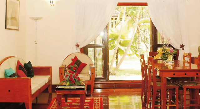 Saigon Village, Забронировать Отель Отели Хошимина 4 звезды, 4*