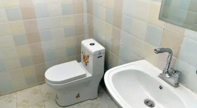 Xuegu International Youth Hostel, Rezervovat Hostel Chonghe Čína