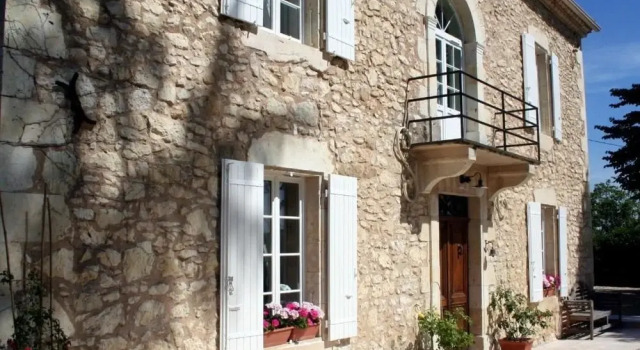 La Double Porte, Book Hotel Hoteller i Castera-Verduzan med parkering, Parkering