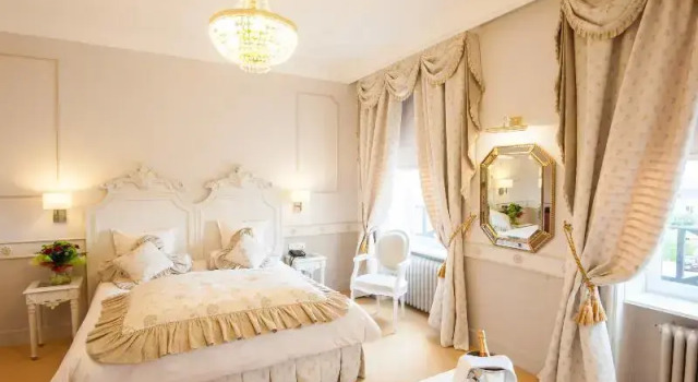 Люкс Standard Mercure Moulins Centre Hôtel de Paris