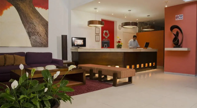 Hotel Suites México Plaza León Campestre, Prenota Hotel León Guanajuato