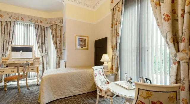 Номер Superior Charades Guest House