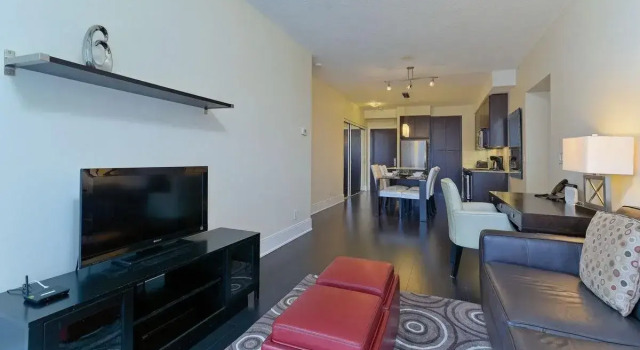 Mary-am Suites - Republic Suites, Varaa Hotelli Toronto 