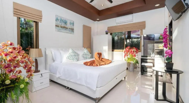 Вилла-люкс с собственным бассейном с 4 комнатами Boutique Resort Private Pool Villa - Phuket
