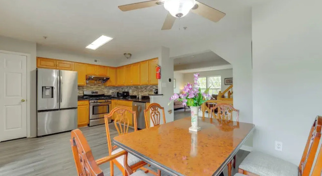 Апартаменты Close to Hospital & White Marsh! Rosedale Townhome